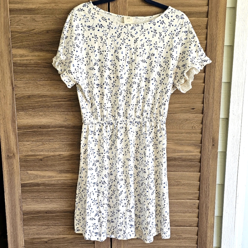 H&M size S 100% soft cotton mini dress white and blue flowers elastic waist band